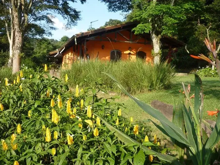 Foto 1 de Fazenda/Sítio com 9 Quartos à venda, 40000m² em Centro, Piracaia