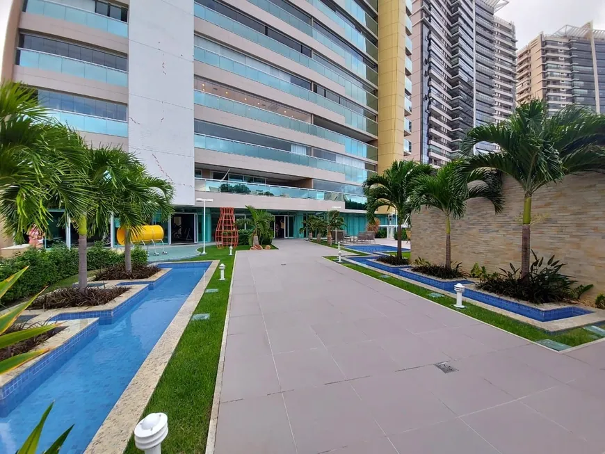 Foto 1 de Apartamento com 5 Quartos à venda, 245m² em Guararapes, Fortaleza