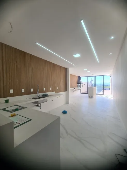 Foto 1 de Casa de Condomínio com 3 Quartos à venda, 376m² em Lagoa, Macaé