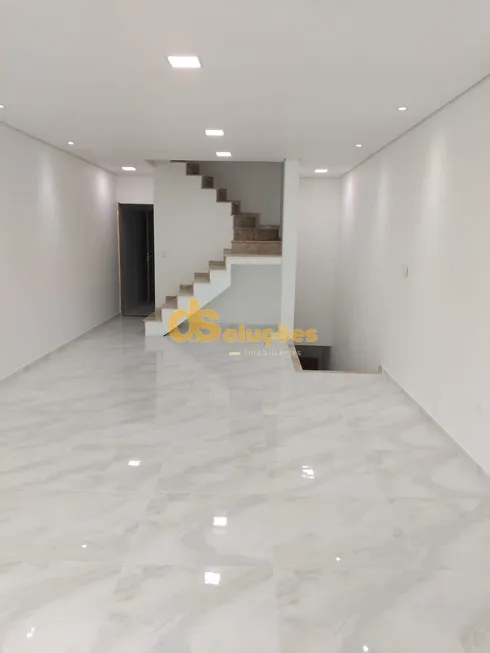 Foto 1 de Sobrado com 3 Quartos à venda, 183m² em Jardim Virgínia Bianca, São Paulo