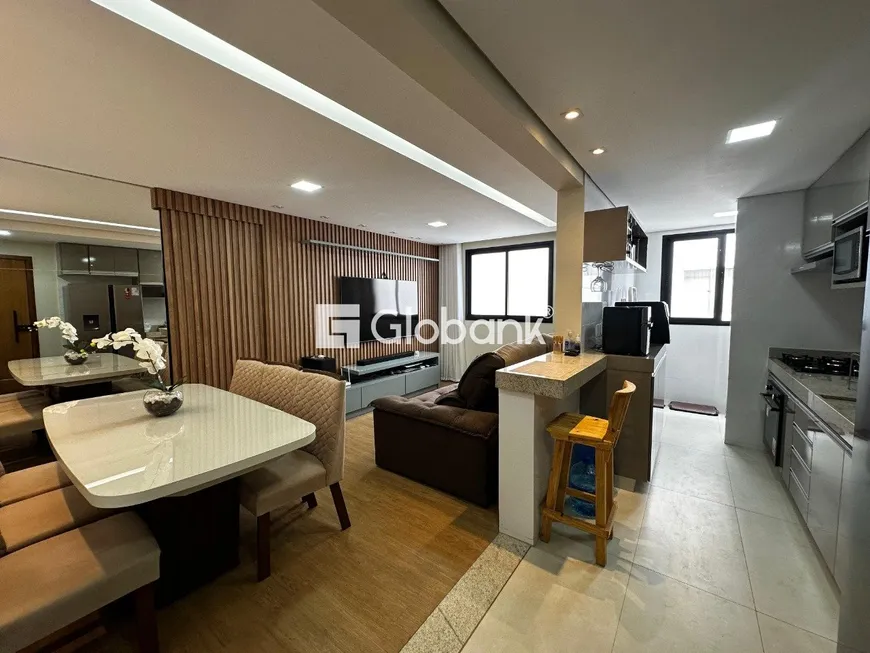 Foto 1 de Apartamento com 2 Quartos à venda, 73m² em Funcionários, Montes Claros