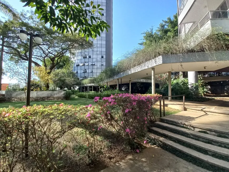 Foto 1 de Apartamento com 4 Quartos à venda, 300m² em Morumbi, São Paulo