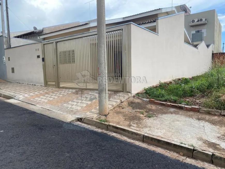 Foto 1 de Casa com 2 Quartos à venda, 130m² em Parque Residencial Lauriano Tebar II, São José do Rio Preto