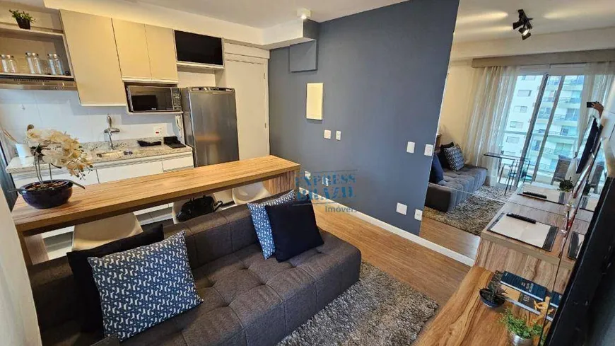 Foto 1 de Apartamento com 1 Quarto para alugar, 35m² em Campo Belo, São Paulo