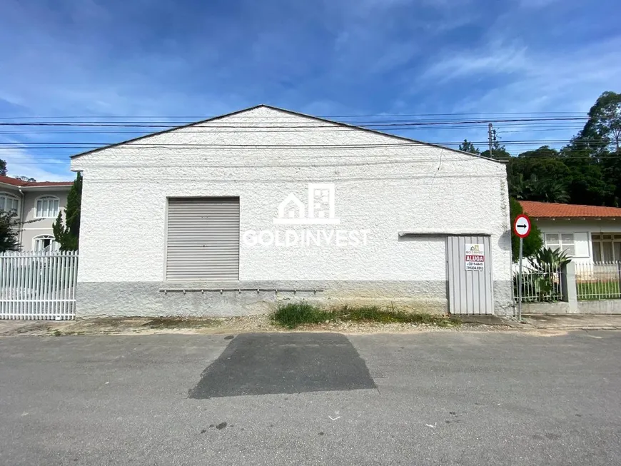 Foto 1 de Galpão/Depósito/Armazém para alugar, 933m² em Azambuja, Brusque