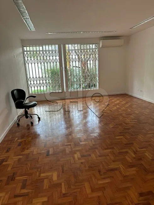 Foto 1 de Casa com 3 Quartos para alugar, 200m² em Pinheiros, São Paulo