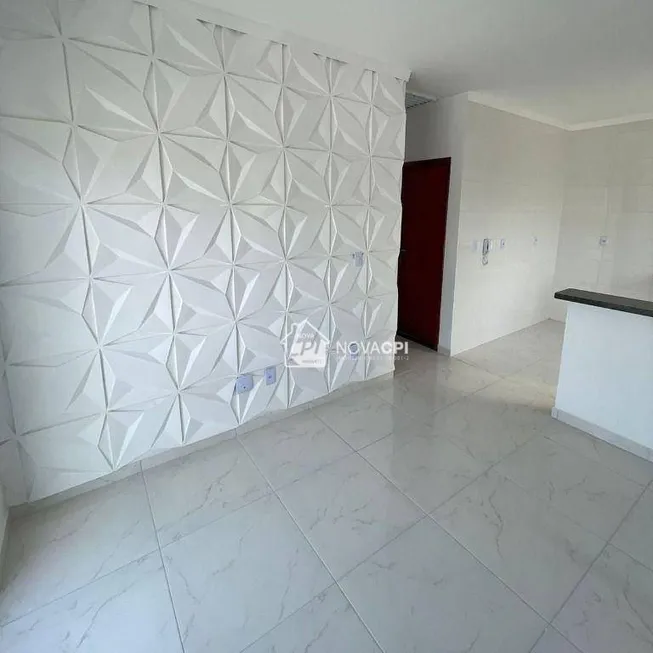 Foto 1 de Casa de Condomínio com 2 Quartos à venda, 45m² em Samambaia, Praia Grande