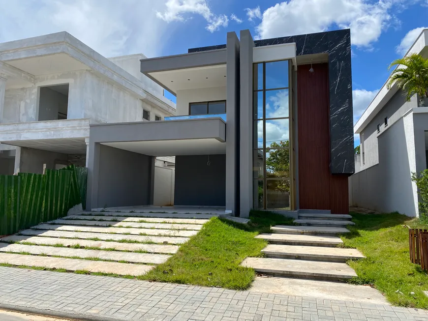 Foto 1 de Casa de Condomínio com 4 Quartos à venda, 239m² em Urucunema, Eusébio