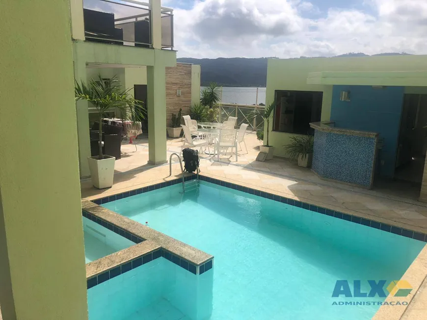 Foto 1 de Casa com 4 Quartos à venda, 380m² em Camboinhas, Niterói