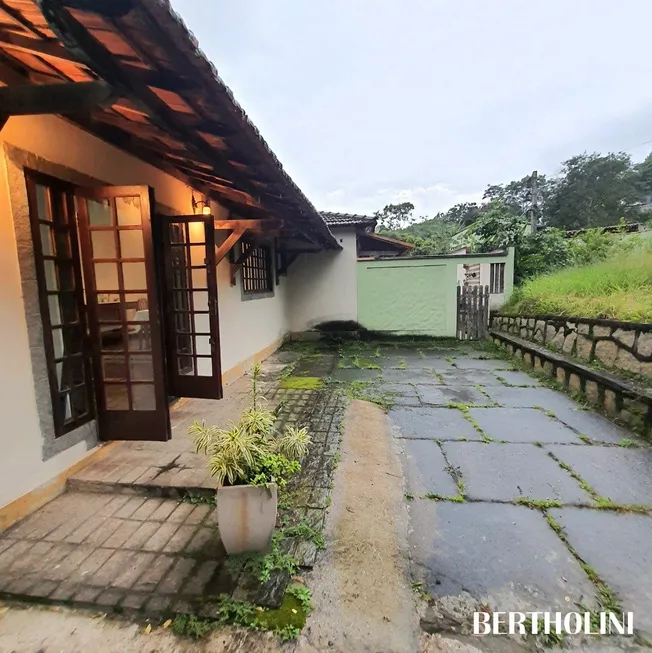 Foto 1 de Fazenda/Sítio com 5 Quartos para alugar, 530m² em Casa da Lua, Resende