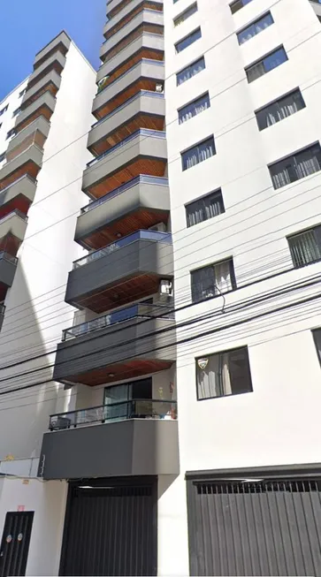 Foto 1 de Apartamento com 3 Quartos à venda, 112m² em Centro, Balneário Camboriú