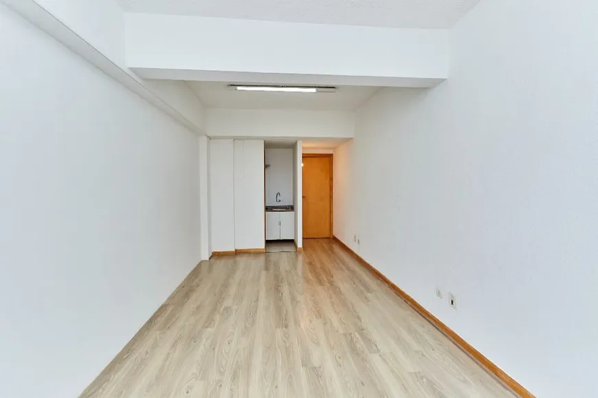 Foto 1 de Sala Comercial para alugar, 35m² em Batel, Curitiba