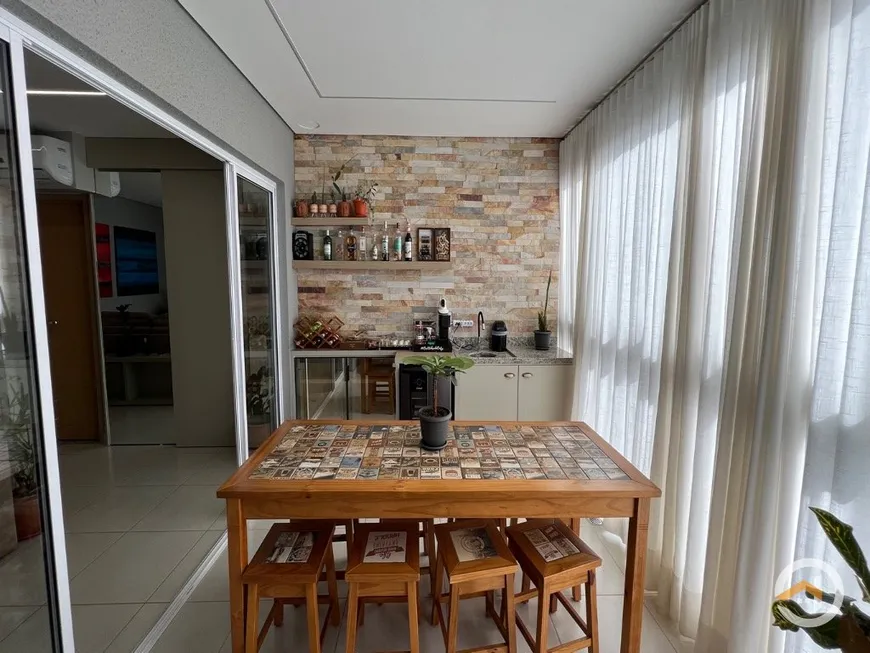 Foto 1 de Apartamento com 3 Quartos à venda, 125m² em Vila Rosa, Goiânia