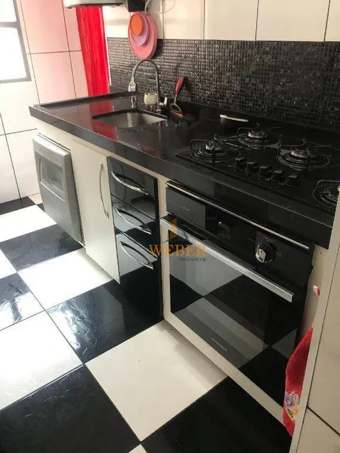 Foto 1 de Apartamento com 2 Quartos à venda, 57m² em Vila Mercês, Carapicuíba