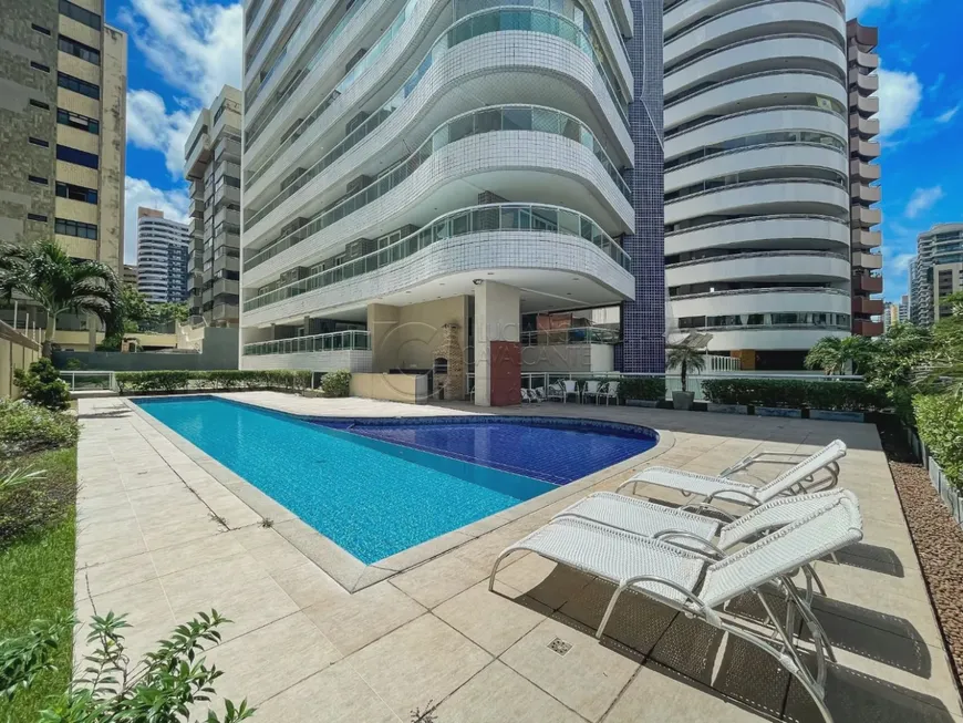 Foto 1 de Apartamento com 4 Quartos à venda, 290m² em Meireles, Fortaleza