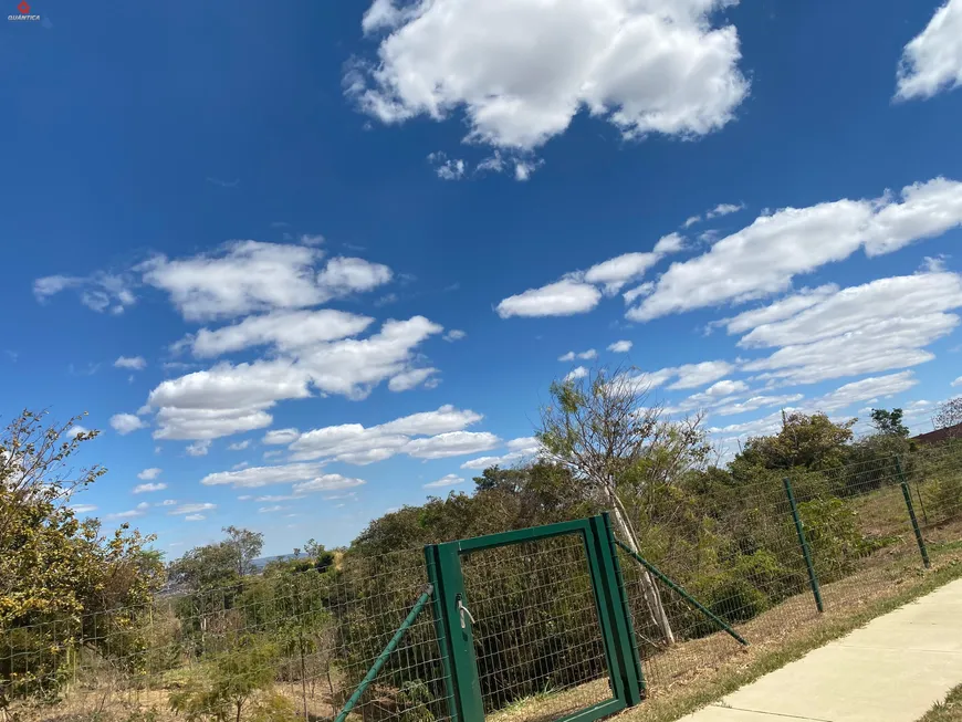 Foto 1 de Lote/Terreno à venda, 428m² em Jardins Nápoles, Senador Canedo