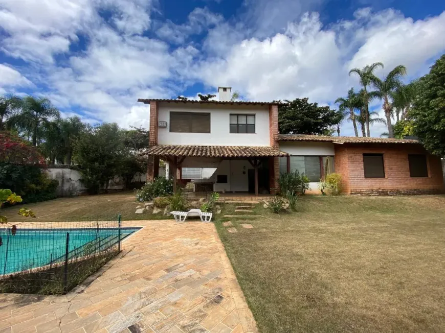 Foto 1 de Casa com 3 Quartos à venda, 611m² em Bandeirantes, Belo Horizonte