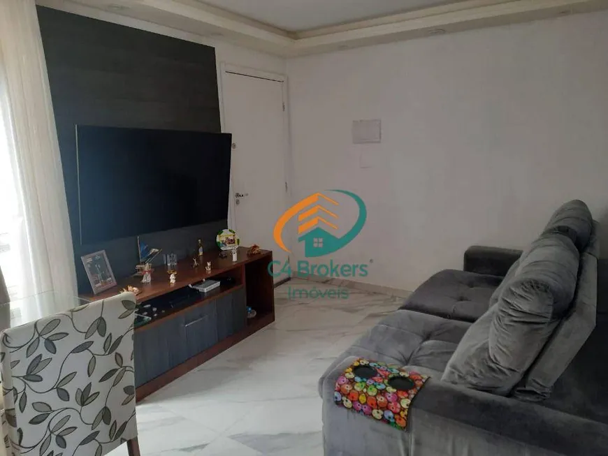 Foto 1 de Apartamento com 2 Quartos à venda, 42m² em Jardim Ansalca, Guarulhos