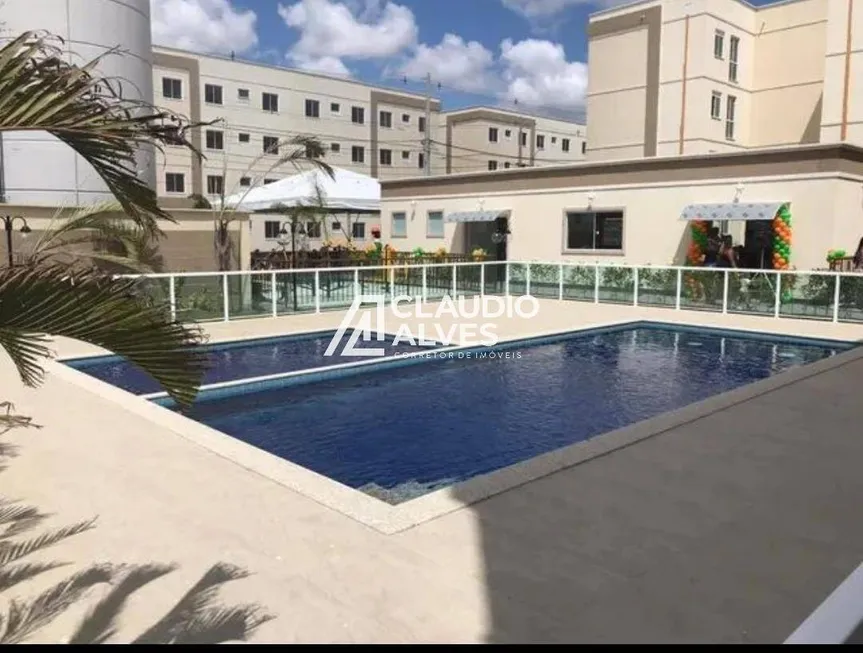 Foto 1 de Apartamento com 2 Quartos à venda, 50m² em Parque Ipe, Feira de Santana