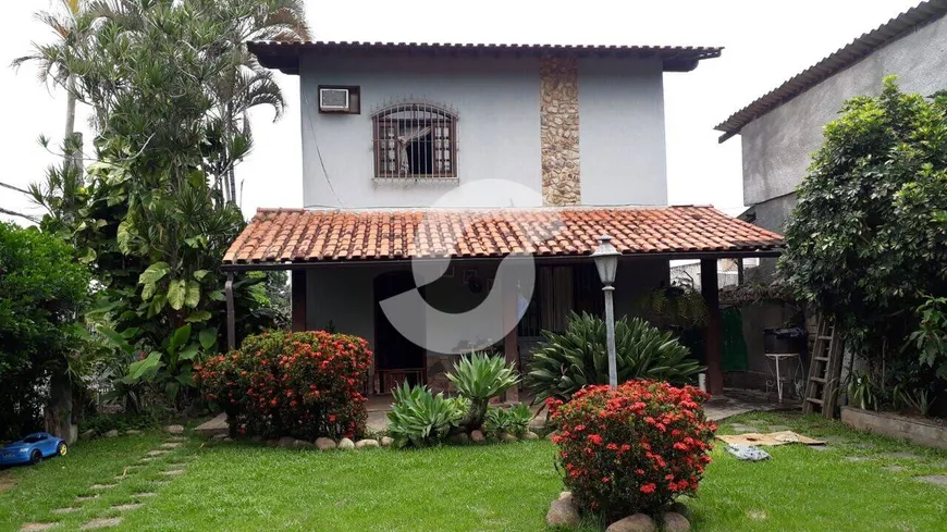 Foto 1 de Casa com 4 Quartos à venda, 172m² em Piratininga, Niterói