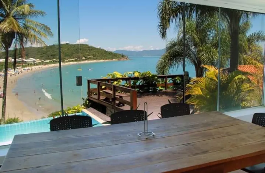 Foto 1 de Casa com 6 Quartos à venda, 280m² em Ponta das Canas, Florianópolis