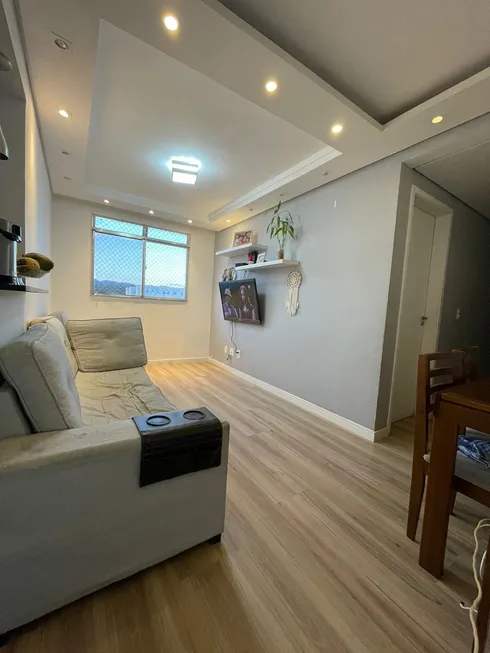 Foto 1 de Apartamento com 2 Quartos à venda, 47m² em Loteamento Mogilar, Mogi das Cruzes