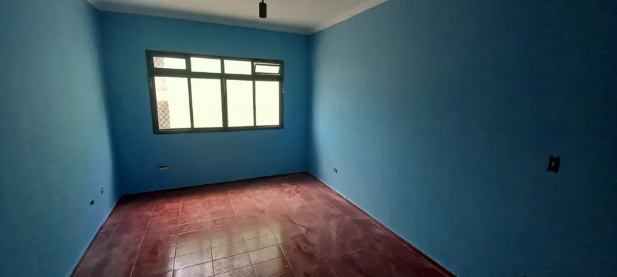 Foto 1 de Apartamento com 3 Quartos para alugar, 70m² em Vila Albertina, São Paulo