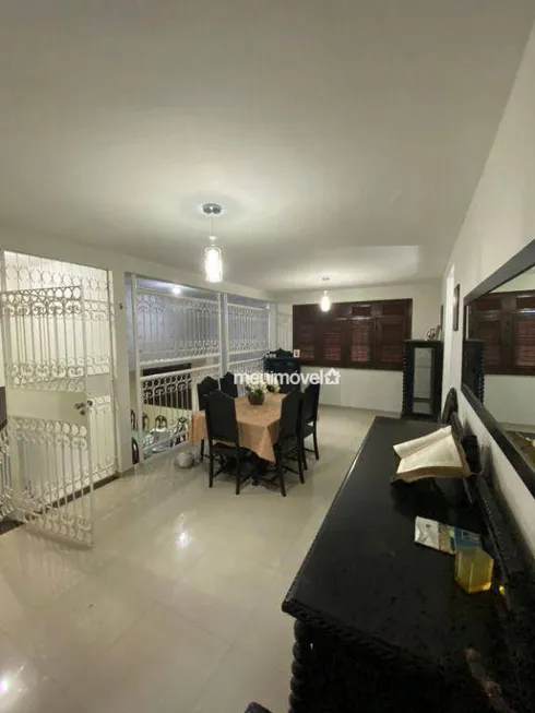 Foto 1 de Casa com 4 Quartos para venda ou aluguel, 720m² em Olho d'Água, São Luís