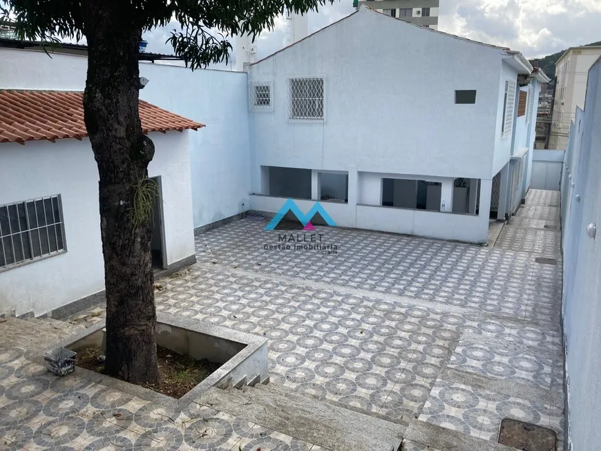 Foto 1 de Casa com 4 Quartos para venda ou aluguel, 393m² em Cascadura, Rio de Janeiro