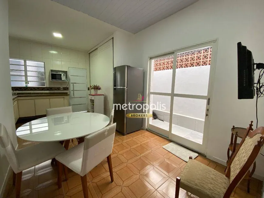 Foto 1 de Casa com 2 Quartos à venda, 130m² em Vila Parque Jabaquara, São Paulo