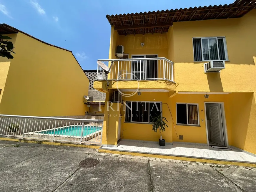 Foto 1 de Casa de Condomínio com 3 Quartos à venda, 100m² em Taquara, Rio de Janeiro