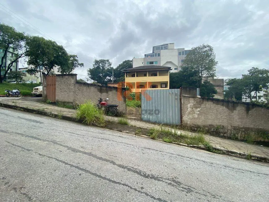 Foto 1 de Lote/Terreno à venda, 380m² em Ouro Preto, Belo Horizonte