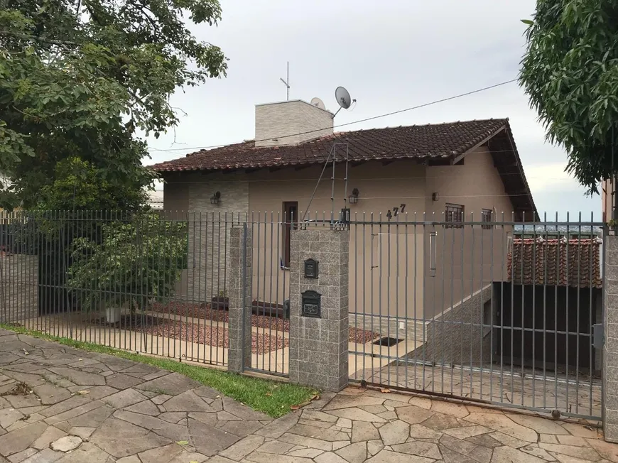 Foto 1 de Casa de Condomínio com 3 Quartos à venda, 200m² em Feitoria, São Leopoldo