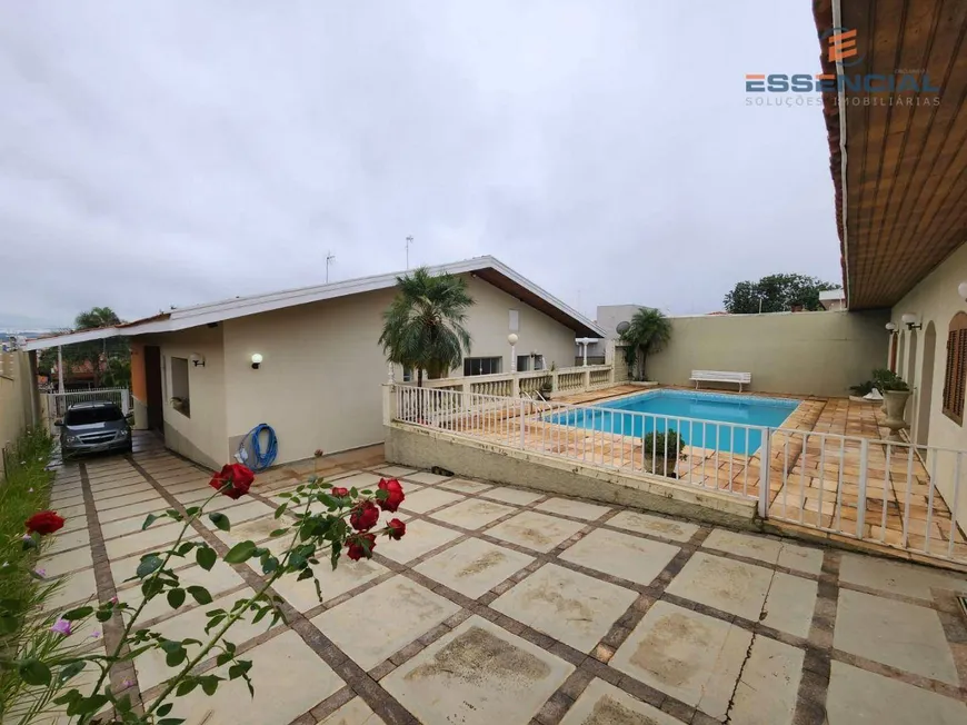 Foto 1 de Casa com 3 Quartos à venda, 330m² em Vila Maria, Botucatu