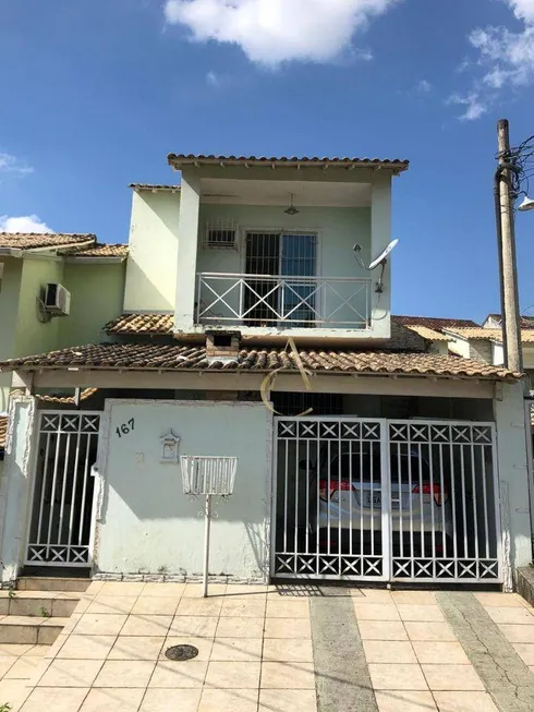 Foto 1 de Casa com 2 Quartos à venda, 70m² em Luz, Nova Iguaçu