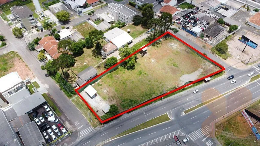 Foto 1 de Lote/Terreno à venda, 2742m² em Centro, Pinhais