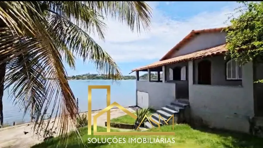 Foto 1 de Casa com 2 Quartos à venda, 360m² em Jacaroá, Maricá