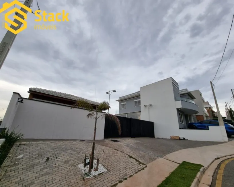 Foto 1 de Lote/Terreno à venda, 331m² em Loteamento Reserva Ermida, Jundiaí