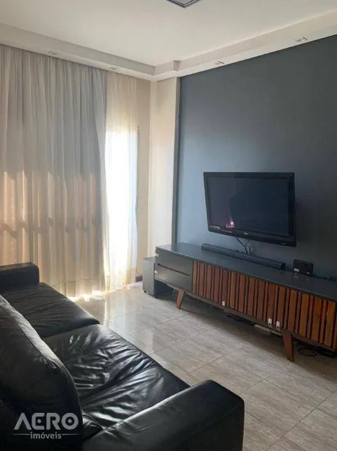 Foto 1 de Apartamento com 2 Quartos à venda, 72m² em Centro, Bauru