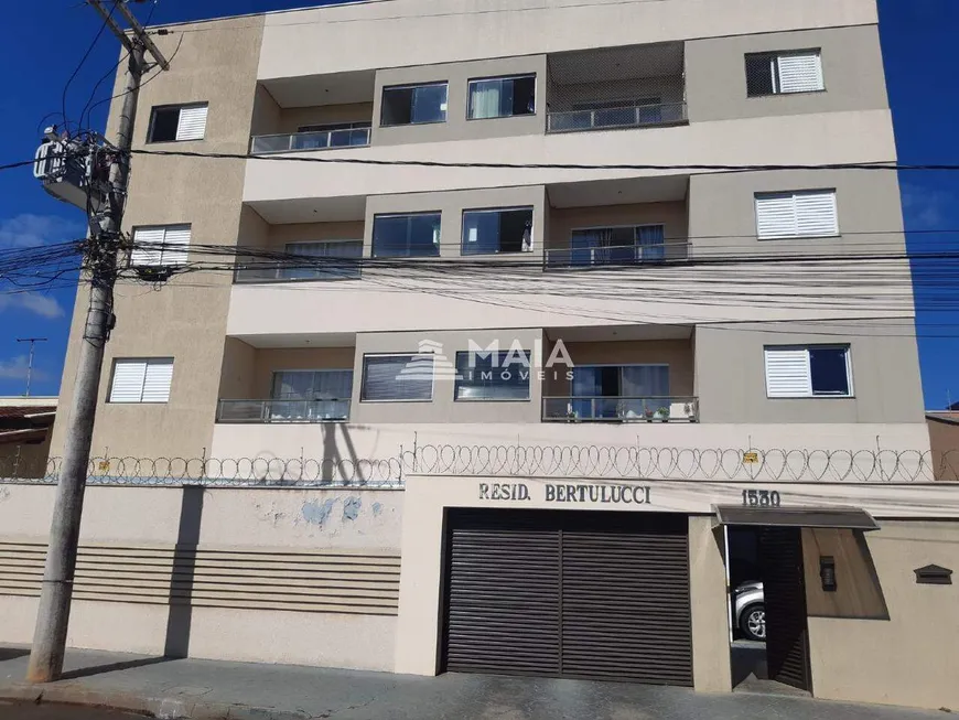 Foto 1 de Apartamento com 2 Quartos à venda, 70m² em Nossa Senhora da Abadia, Uberaba