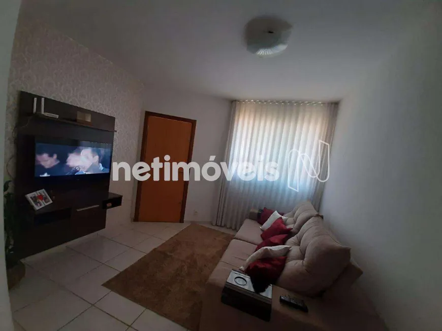 Foto 1 de Casa com 2 Quartos à venda, 62m² em Bom Jesus, Contagem