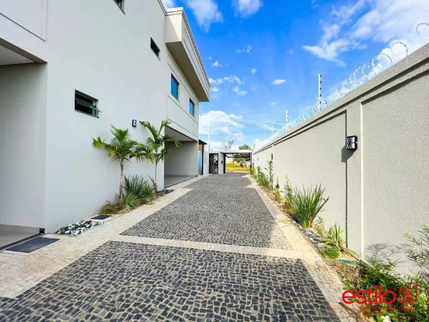 Foto 1 de Sobrado com 4 Quartos para alugar, 190m² em Plano Diretor Sul, Palmas