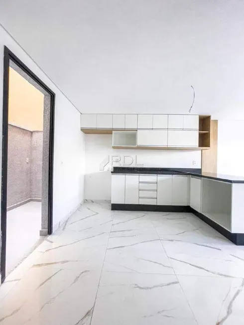 Foto 1 de Sobrado com 3 Quartos à venda, 140m² em Campestre, Santo André