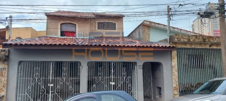 Foto 1 de Sobrado com 4 Quartos à venda, 233m² em Jardim Pilar, Santo André