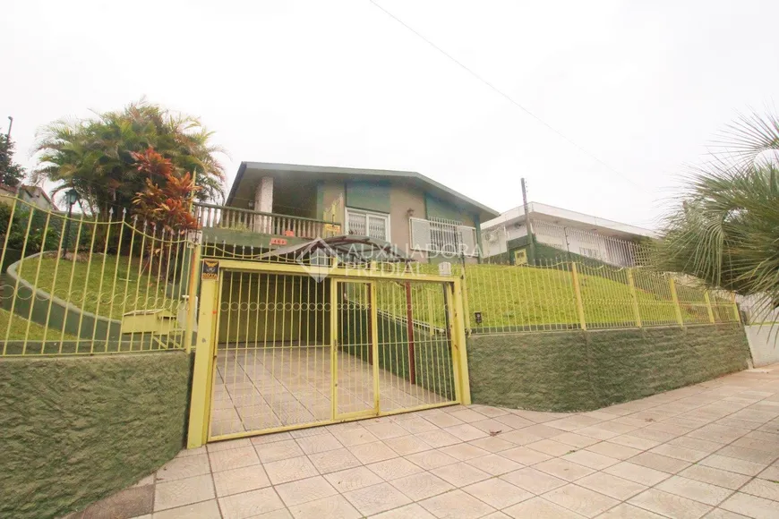Foto 1 de Casa com 5 Quartos à venda, 251m² em Cristo Rei, São Leopoldo