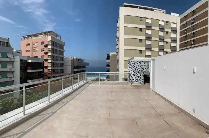 Foto 1 de Cobertura com 3 Quartos à venda, 360m² em Leblon, Rio de Janeiro