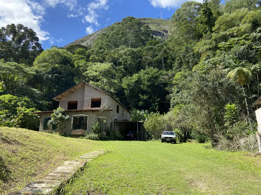 Foto 1 de Casa com 5 Quartos à venda, 391m² em Cônego, Nova Friburgo