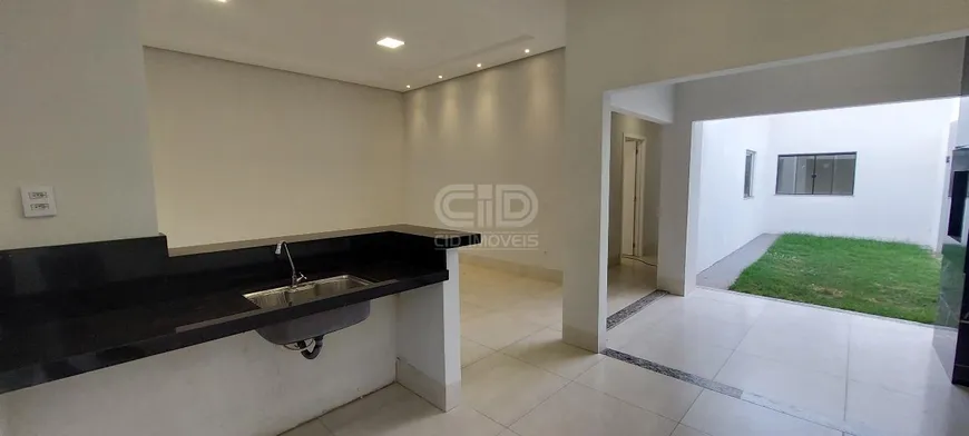 Foto 1 de Casa com 3 Quartos à venda, 131m² em Morada do Ouro, Cuiabá