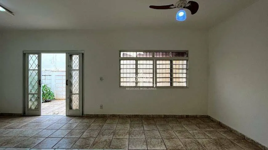 Foto 1 de Sobrado com 3 Quartos à venda, 187m² em Jardim Paulista, Ribeirão Preto