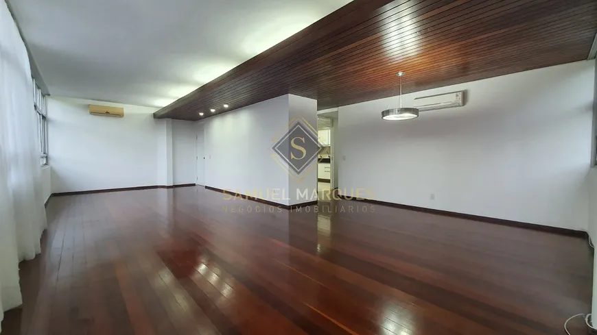 Foto 1 de Apartamento com 4 Quartos à venda, 205m² em Jaqueira, Recife